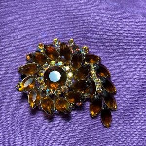 Vintage rhinestone brooch
